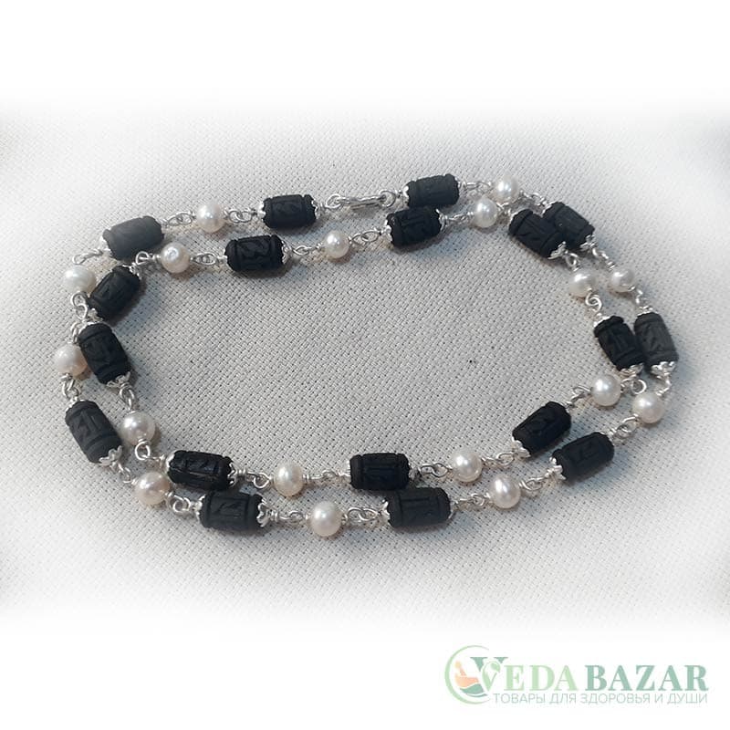 Кантхималы туласи черные + жемчуг с серебром надпись Радха 1 ряд (Tulasi + Pearl Silver Radha), 5 мм, Индия фото